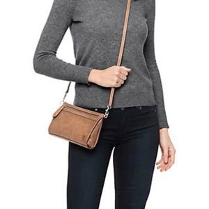 NWT - adorable - brand new frye reed crossbody.